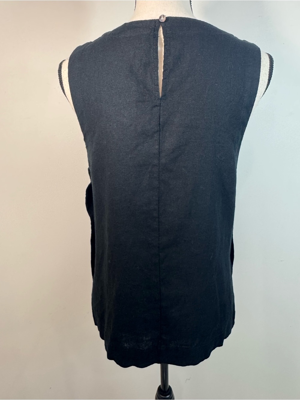 Linen Blend side Button Tank Top Black XS Casual Relaxed Fit Crew Neck NWT - Picture 4 of 14
